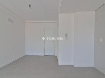 Apartamento à venda com 69m², 2 quartos, 2 suítes, 1 vaga no bairro Centro em Florianópolis - Foto 18