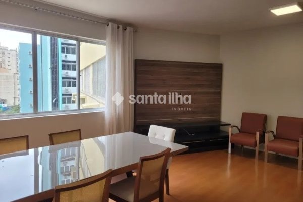 Apartamento à venda com 123m², 3 quartos, 1 suíte, 1 vaga no bairro Centro em Florianópolis