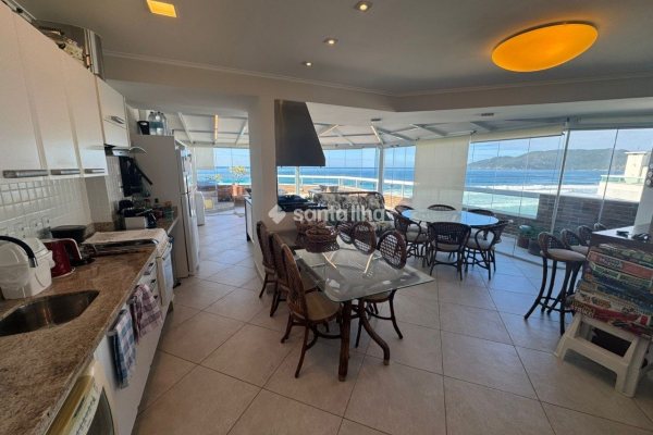Apartamento à venda com 168m², 2 quartos, 1 suíte, 2 vagas no bairro Morro das Pedras em Florianópolis