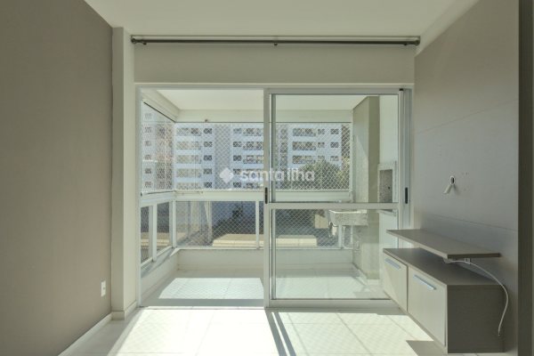 Apartamento à venda com 71m², 2 quartos, 1 suíte, 1 vaga no bairro Saco Grande em Florianópolis
