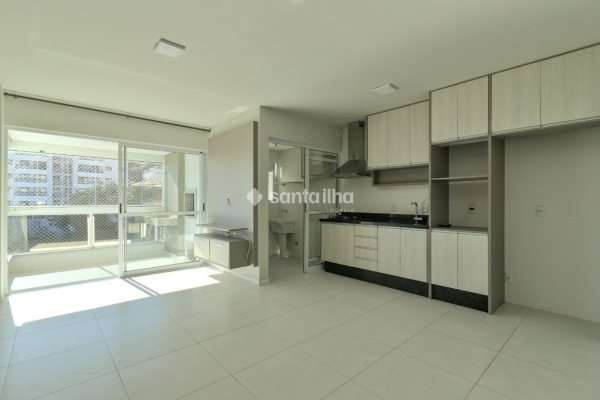 Apartamento à venda com 71m², 2 quartos, 1 suíte, 1 vaga no bairro Saco Grande em Florianópolis