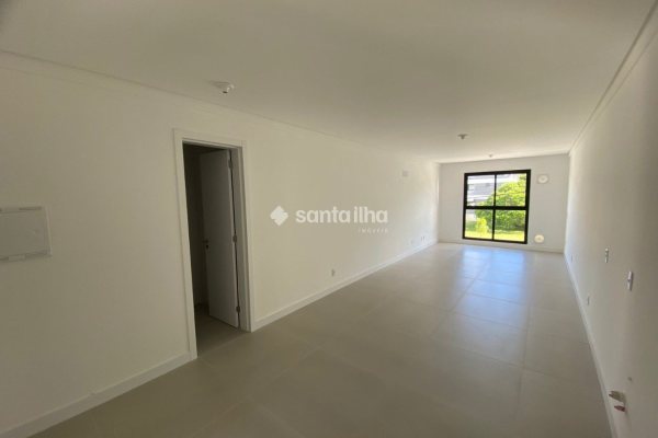 Studio à venda com 32m², 1 quarto, 1 vaga no bairro Portal do Ribeirão em Florianópolis