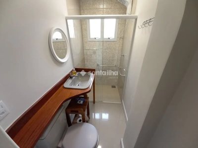 Casa à venda com 140m², 3 quartos, 3 suítes, 3 vagas no bairro Campeche em Florianópolis - Foto 29