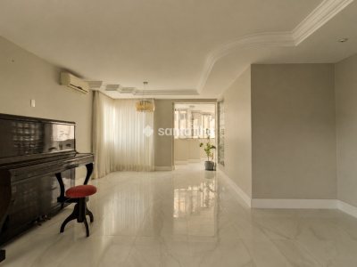 Apartamento à venda com 150m², 3 quartos, 3 suítes, 2 vagas no bairro Centro em Florianópolis - Foto 6