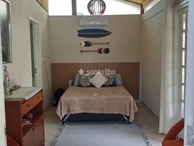 Casa para alugar ou comprar com 120m², 5 quartos, 1 suíte, 4 vagas no bairro Pântano do Sul em Florianópolis - Foto 6