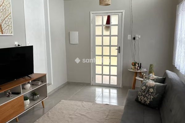 Casa para alugar ou comprar com 120m², 5 quartos, 1 suíte, 4 vagas no bairro Pântano do Sul em Florianópolis