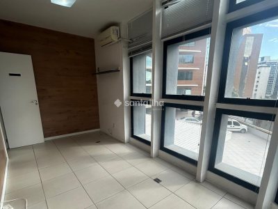 Sala/Conjunto à venda com 32m² no bairro Centro em Florianópolis - Foto 6