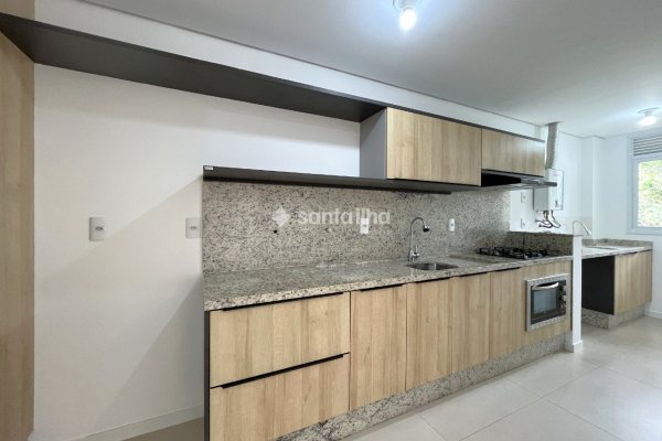 Apartamento para alugar com 72m², 2 quartos, 1 suíte, 2 vagas no bairro Campeche em Florianópolis