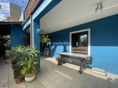 Casa à venda com 305m², 5 quartos, 2 suítes, 4 vagas no bairro Campeche em Florianópolis - Foto 10