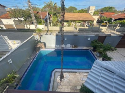 Casa à venda com 305m², 5 quartos, 2 suítes, 4 vagas no bairro Campeche em Florianópolis - Foto 16
