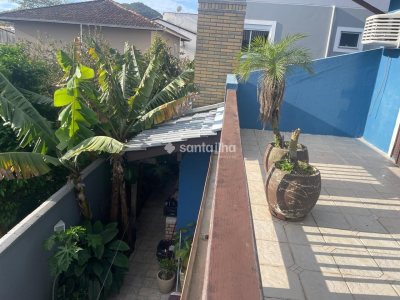 Casa à venda com 305m², 5 quartos, 2 suítes, 4 vagas no bairro Campeche em Florianópolis - Foto 19
