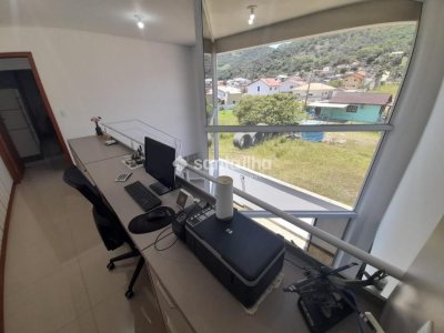 Casa à venda com 153m², 3 quartos, 1 suíte, 2 vagas no bairro Ribeirão da Ilha em Florianópolis - Foto 53