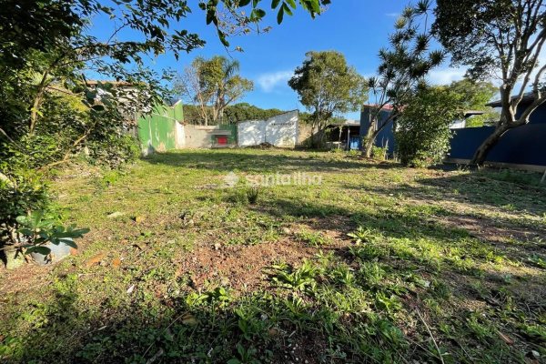 Terreno à venda com 330m², 1 vaga no bairro Campeche em Florianópolis