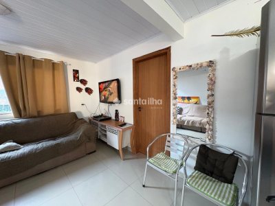 Casa à venda com 80m², 3 quartos, 1 vaga no bairro Campeche em Florianópolis - Foto 3