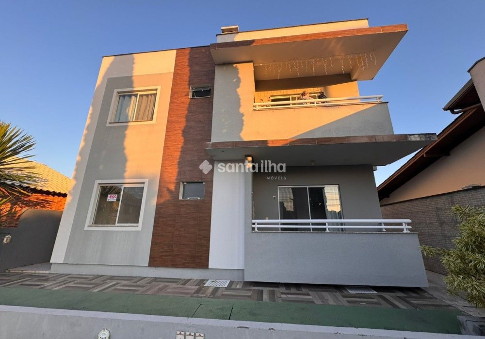 Apartamento à venda com 66m², 2 quartos, 1 suíte, 1 vaga no bairro Carianos em Florianópolis - Foto 1