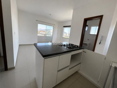 Apartamento à venda com 66m², 2 quartos, 1 suíte, 1 vaga no bairro Carianos em Florianópolis - Foto 3