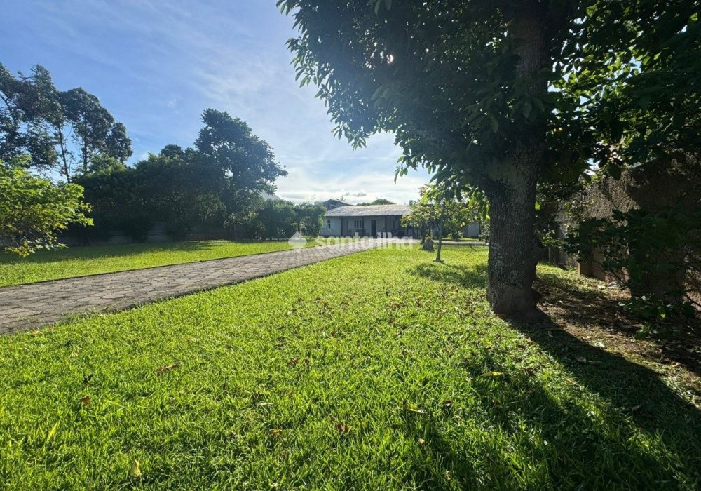 Terreno à venda com 1.035m² no bairro Campeche em Florianópolis - Foto 1