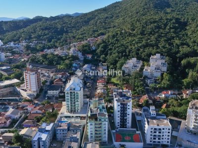 Apartamento à venda com 71m², 2 quartos, 1 suíte, 2 vagas no bairro Itacorubi em Florianópolis - Foto 27