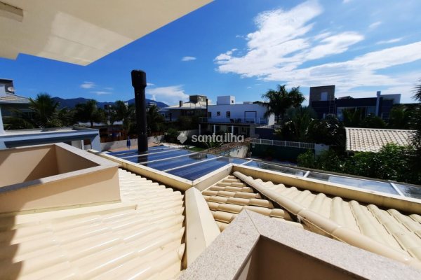 Casa em Condomínio à venda com 313m², 6 quartos, 6 suítes, 2 vagas no bairro Campeche em Florianópolis