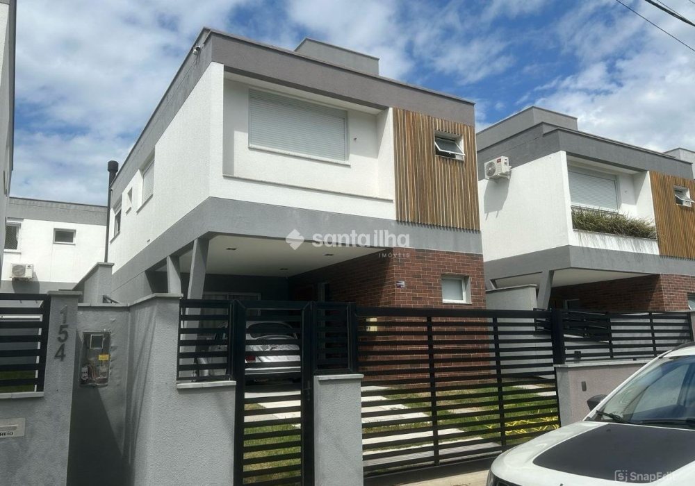 Casa à venda com 144m², 3 quartos, 3 suítes, 2 vagas no bairro Campeche em Florianópolis - Foto 1
