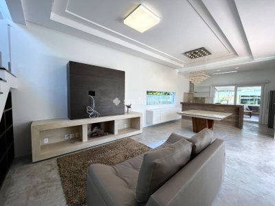 Casa em Condomínio para alugar com 576m², 3 quartos, 2 suítes, 4 vagas no bairro Morro das Pedras em Florianópolis - Foto 7