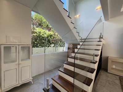 Casa em Condomínio para alugar com 576m², 3 quartos, 2 suítes, 4 vagas no bairro Morro das Pedras em Florianópolis - Foto 8