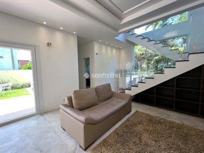 Casa em Condomínio para alugar com 576m², 3 quartos, 2 suítes, 4 vagas no bairro Morro das Pedras em Florianópolis - Foto 6