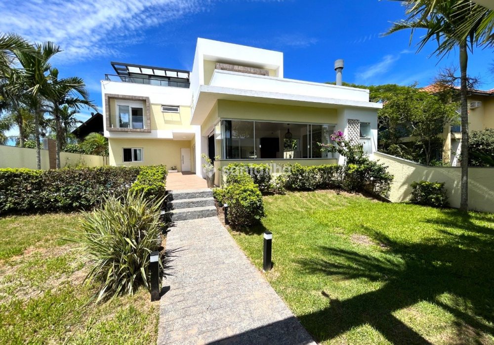 Casa em Condomínio para alugar com 576m², 3 quartos, 2 suítes, 4 vagas no bairro Morro das Pedras em Florianópolis - Foto 1