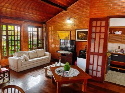 Casa à venda com 178m², 3 quartos, 1 suíte, 2 vagas no bairro Cacupé em Florianópolis - Foto 5