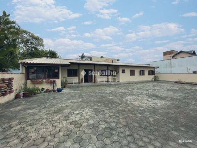 Casa à venda com 390m², 14 quartos, 8 vagas no bairro Campeche em Florianópolis - Foto 4