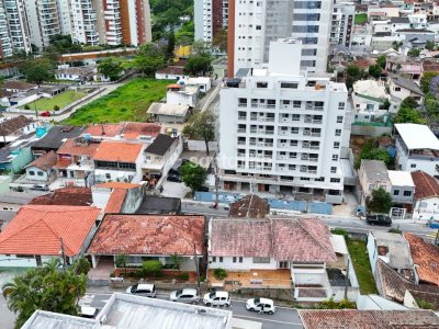 Terreno à venda com 282m² no bairro Agronômica em Florianópolis - Foto 13