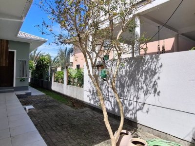 Casa à venda com 130m², 3 quartos, 1 suíte, 2 vagas no bairro Campeche em Florianópolis - Foto 14