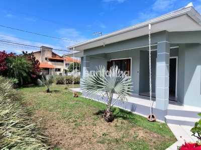 Casa à venda com 130m², 3 quartos, 1 suíte, 2 vagas no bairro Campeche em Florianópolis - Foto 3
