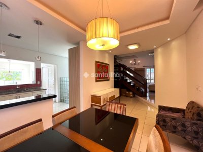 Casa à venda com 220m², 2 quartos, 1 suíte, 1 vaga no bairro Lagoa da Conceição em Florianópolis - Foto 7