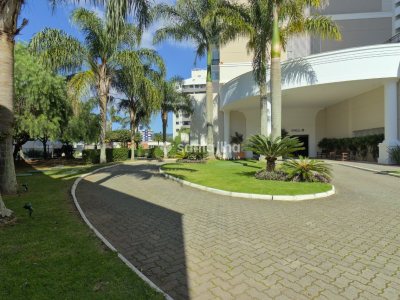 Apartamento à venda com 122m², 4 quartos, 2 suítes, 2 vagas no bairro Itacorubi em Florianópolis - Foto 2