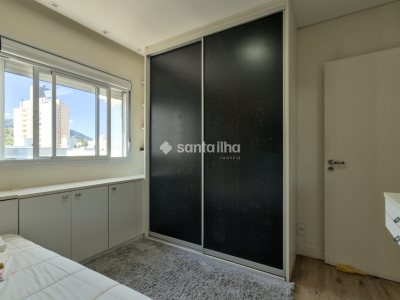 Apartamento à venda com 122m², 4 quartos, 2 suítes, 2 vagas no bairro Itacorubi em Florianópolis - Foto 17