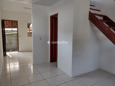 Casa para alugar com 60m², 1 quarto, 1 vaga no bairro Rio Tavares em Florianópolis - Foto 3