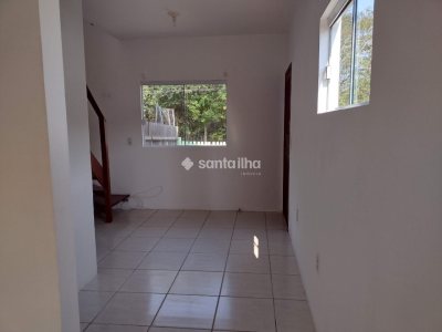 Casa para alugar com 60m², 1 quarto, 1 vaga no bairro Rio Tavares em Florianópolis - Foto 9