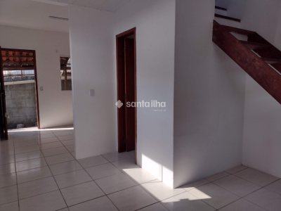 Casa para alugar com 60m², 1 quarto, 1 vaga no bairro Rio Tavares em Florianópolis - Foto 2