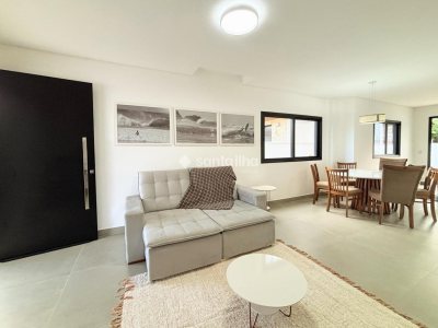 Casa à venda com 157m², 3 quartos, 3 suítes, 2 vagas no bairro Campeche em Florianópolis - Foto 7