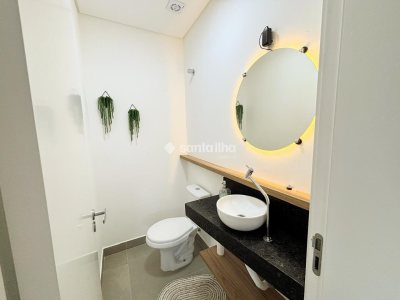 Casa à venda com 157m², 3 quartos, 3 suítes, 2 vagas no bairro Campeche em Florianópolis - Foto 8