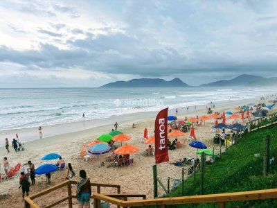 Casa à venda com 157m², 3 quartos, 3 suítes, 2 vagas no bairro Campeche em Florianópolis - Foto 26