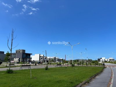 Casa à venda com 157m², 3 quartos, 3 suítes, 2 vagas no bairro Campeche em Florianópolis - Foto 27