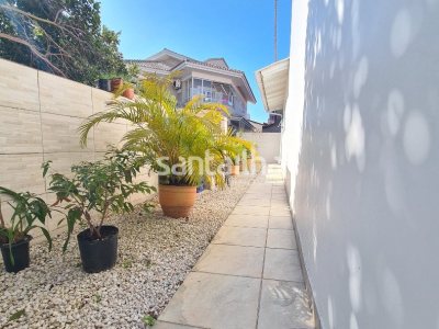 Casa à venda com 121m², 4 quartos, 1 suíte, 2 vagas no bairro Campeche em Florianópolis - Foto 30