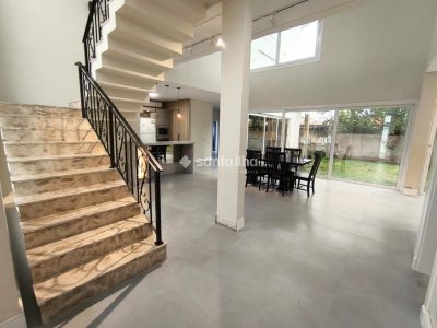 Casa à venda com 233m², 4 quartos, 2 suítes, 2 vagas no bairro Ribeirão da Ilha em Florianópolis - Foto 17