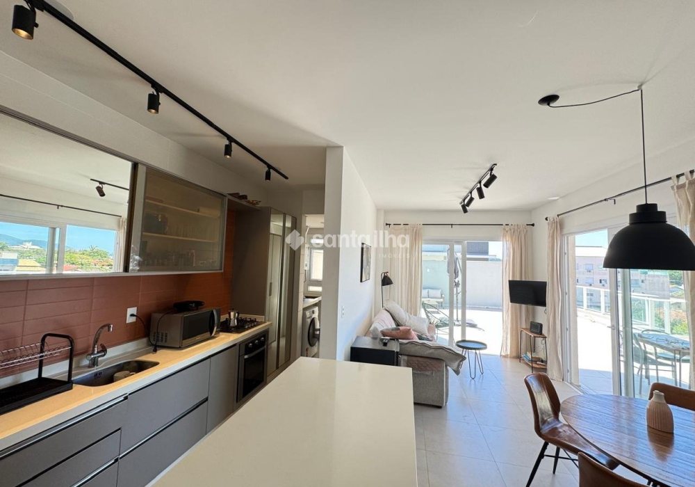 Cobertura à venda com 170m², 3 quartos, 1 suíte, 2 vagas no bairro Campeche em Florianópolis - Foto 1
