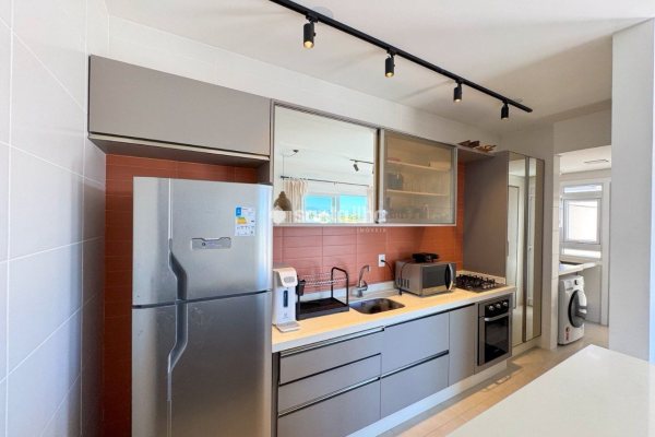 Cobertura à venda com 170m², 3 quartos, 1 suíte, 2 vagas no bairro Campeche em Florianópolis