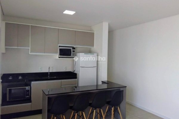 Cobertura à venda com 90m², 1 quarto, 1 suíte, 1 vaga no bairro Campeche em Florianópolis