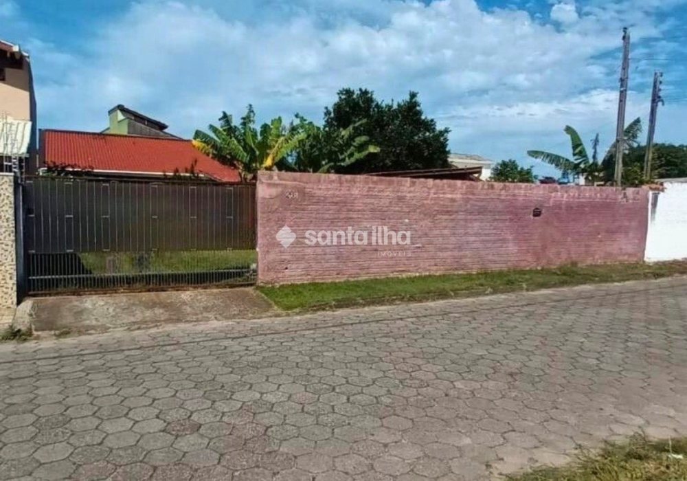 Casa à venda com 113m², 2 quartos, 1 suíte, 4 vagas no bairro Campeche em Florianópolis - Foto 1