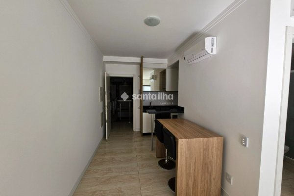 Studio para alugar ou comprar com 45m², 1 quarto, 1 vaga no bairro Novo Campeche em Florianópolis